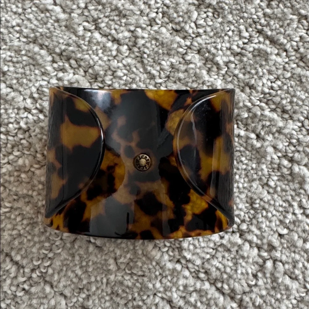 NWOT J Crew Acrylic Tortoise Cuff Bracelet - Picture 3 of 5